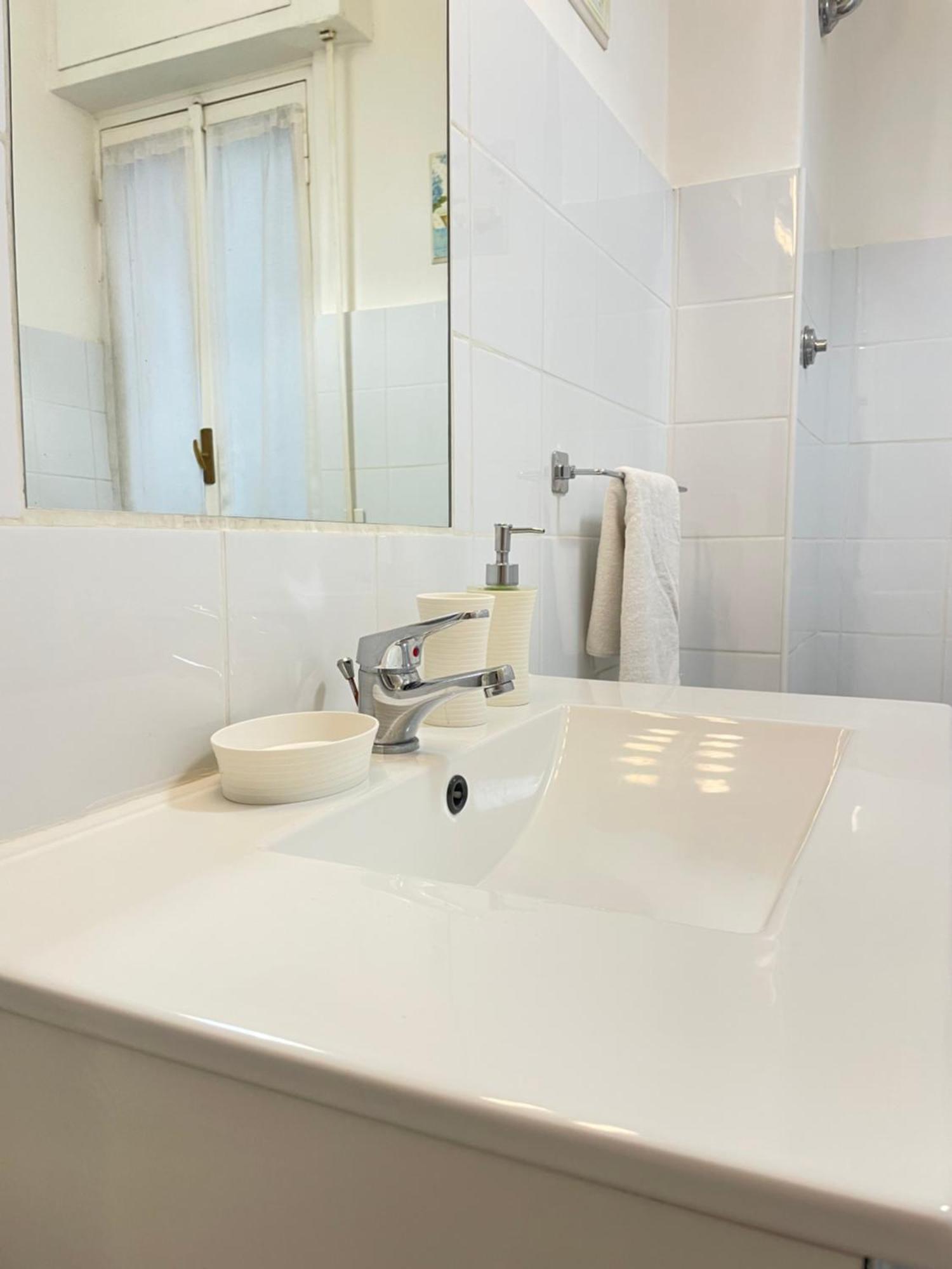 Forty1 Apartment Near Metro Cipro Róma Kültér fotó