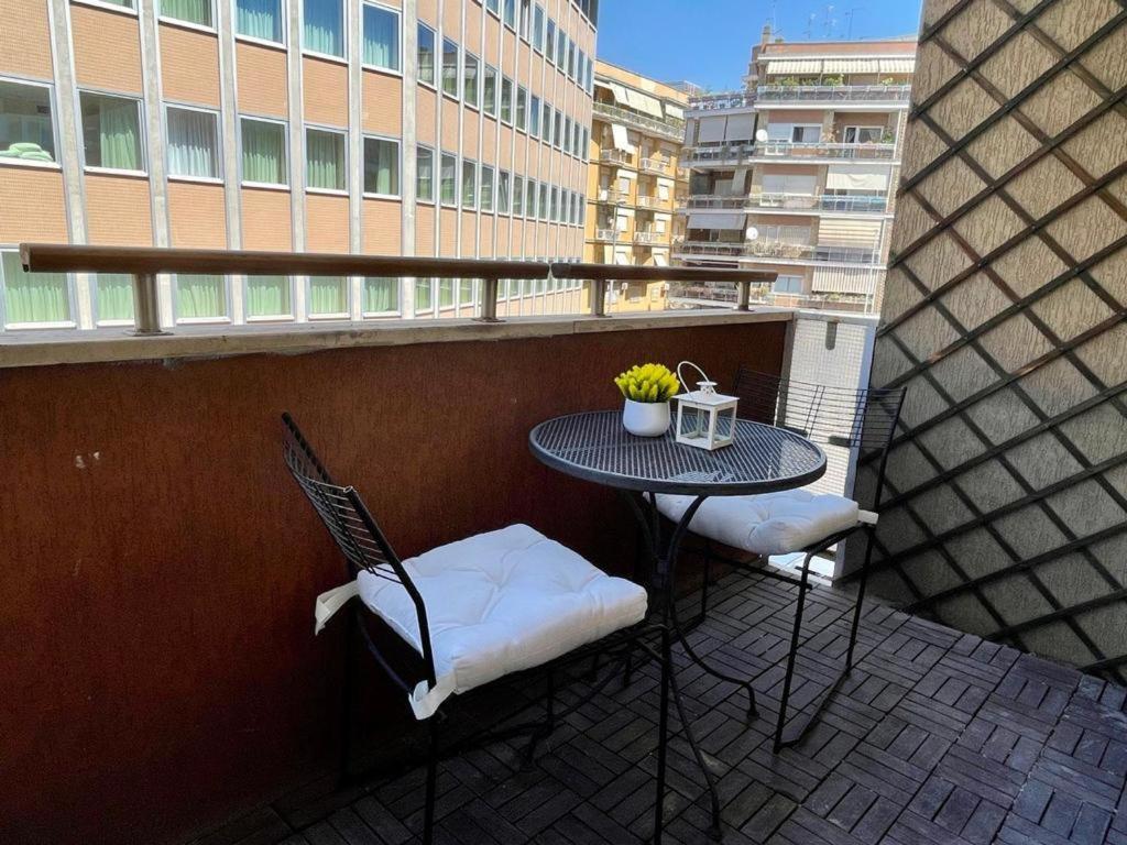 Forty1 Apartment Near Metro Cipro Róma Kültér fotó