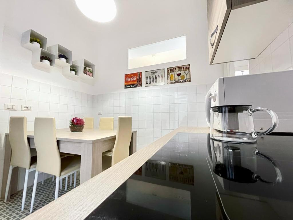 Forty1 Apartment Near Metro Cipro Róma Kültér fotó